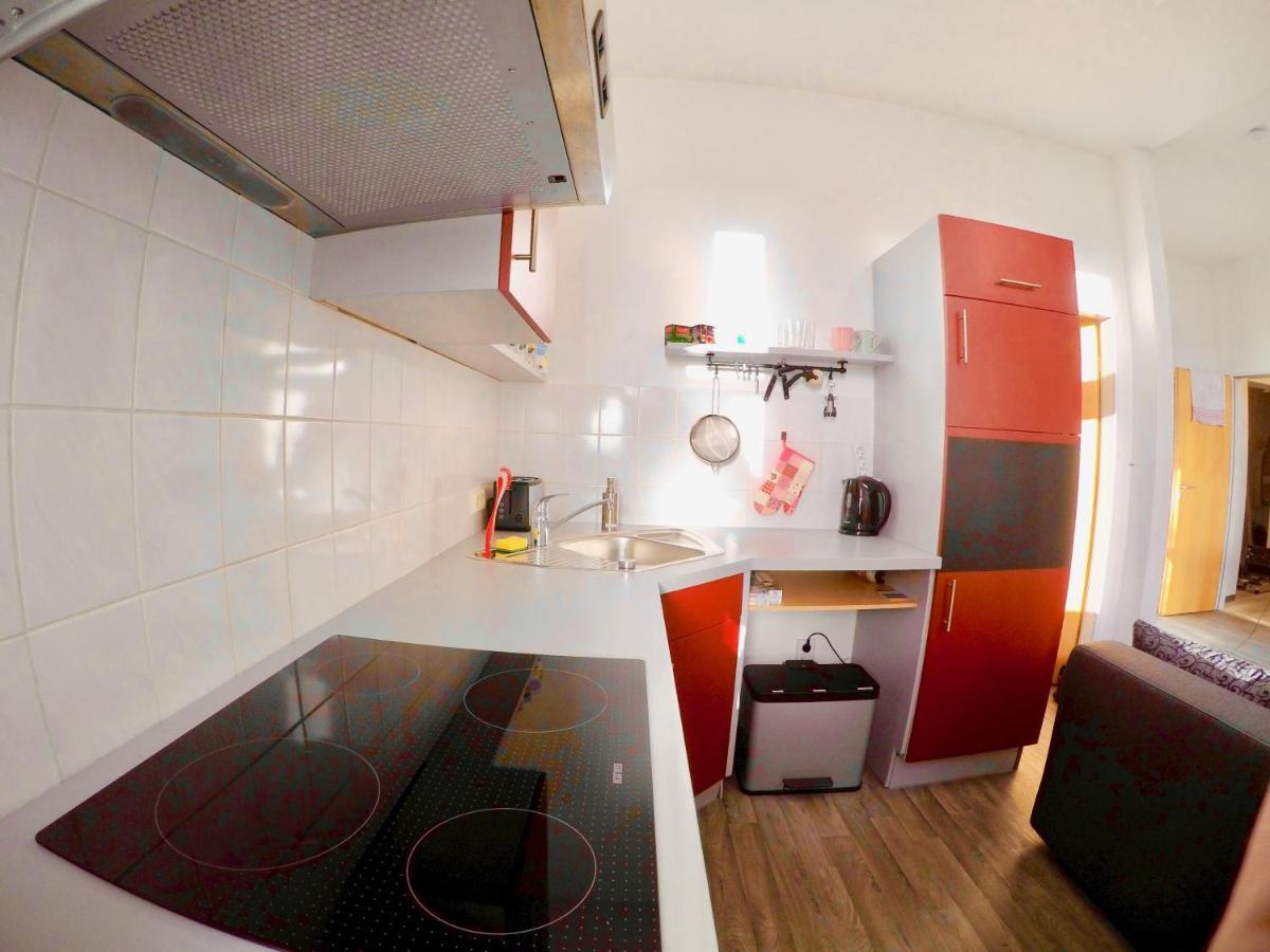 Vivid - Studioapartment Mit Balkon - Netflix - Wlan Wilhelmshaven Luaran gambar